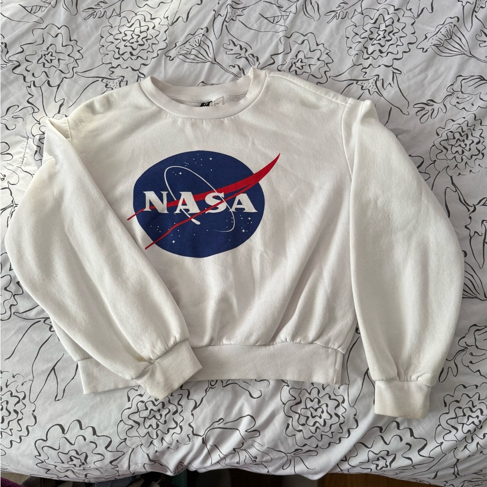 NASA H&M White Sweatshirt